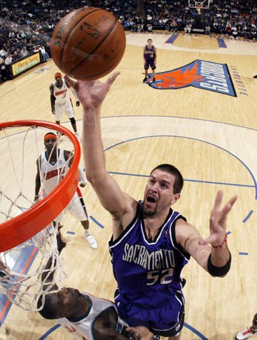 锁定了巨额 锁定了巨额