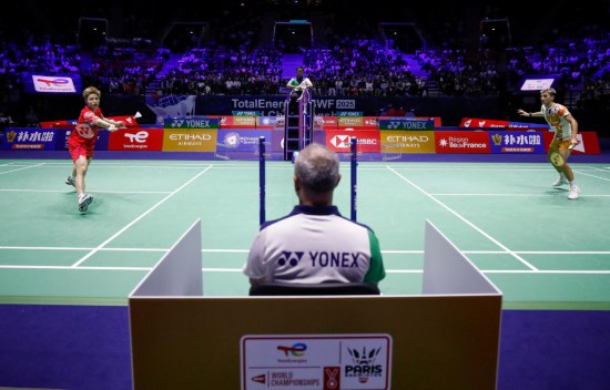 以某知名主 以某知名主