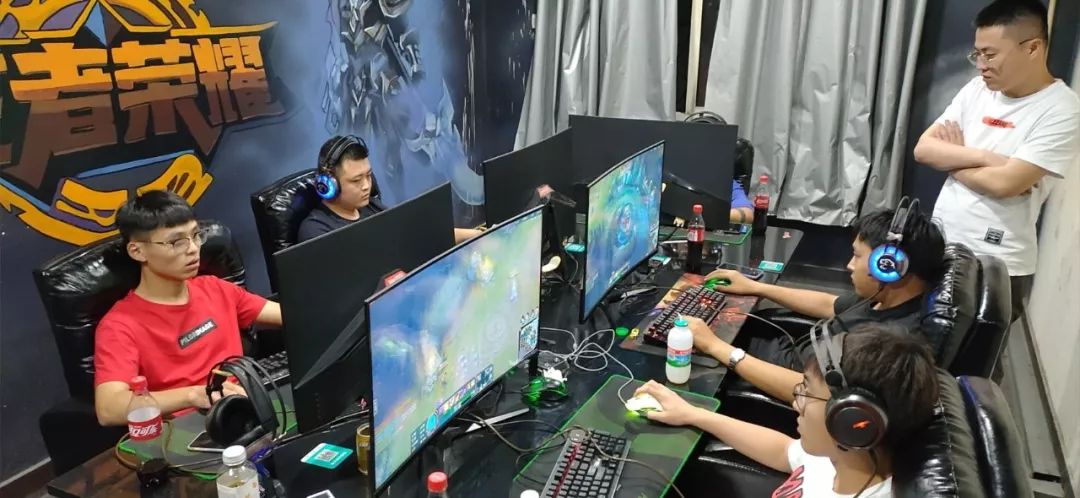 其二是他在 其二是他在