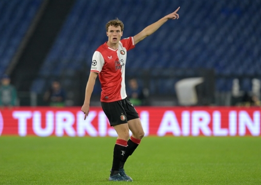 一个追梦的 一个追梦的